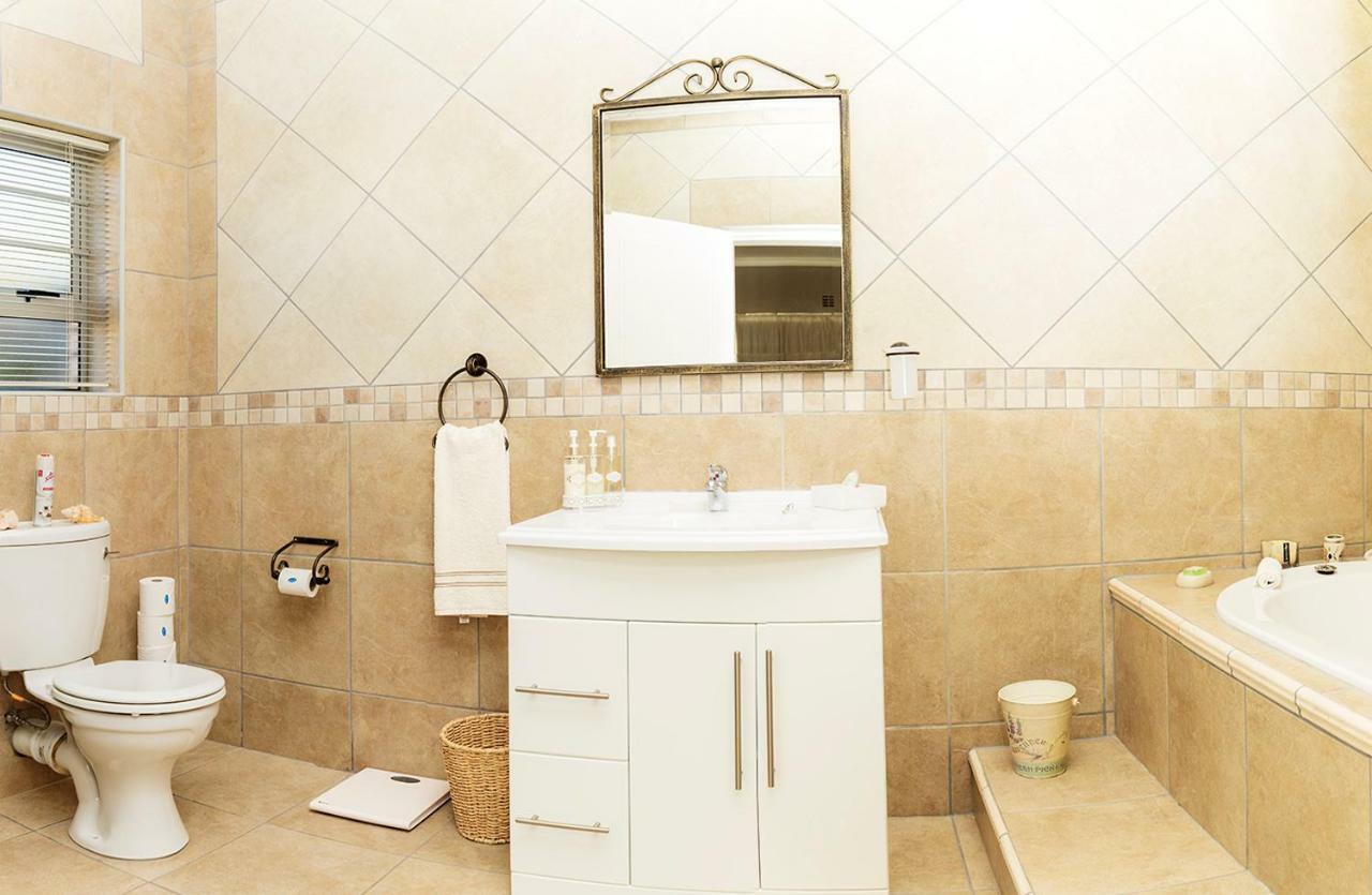 Settle Inn Self Catering Accommodation كولشستر المظهر الخارجي الصورة