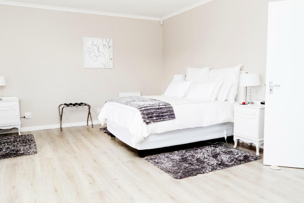 Settle Inn Self Catering Accommodation كولشستر المظهر الخارجي الصورة